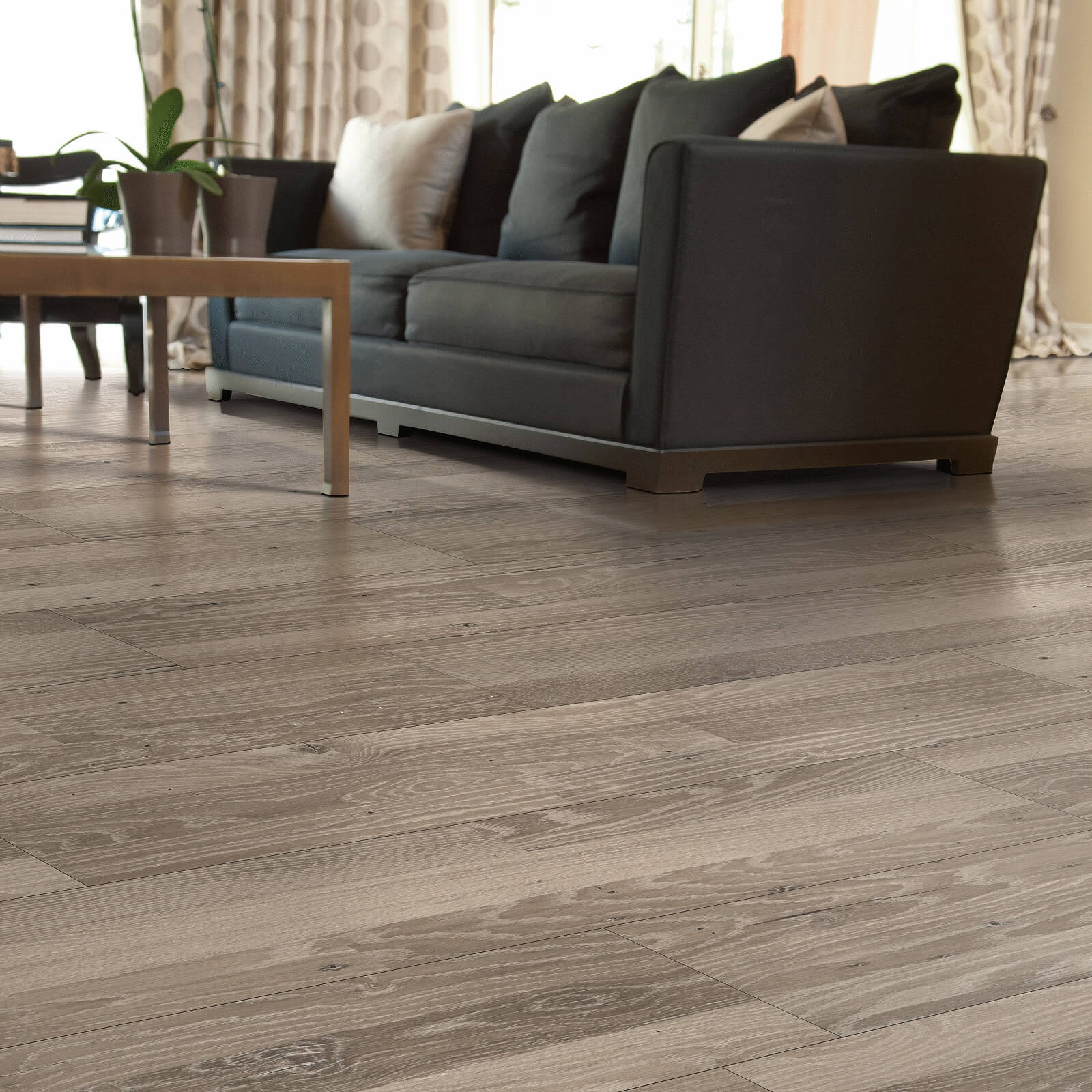 Living room flooring | Classic Flooring Center