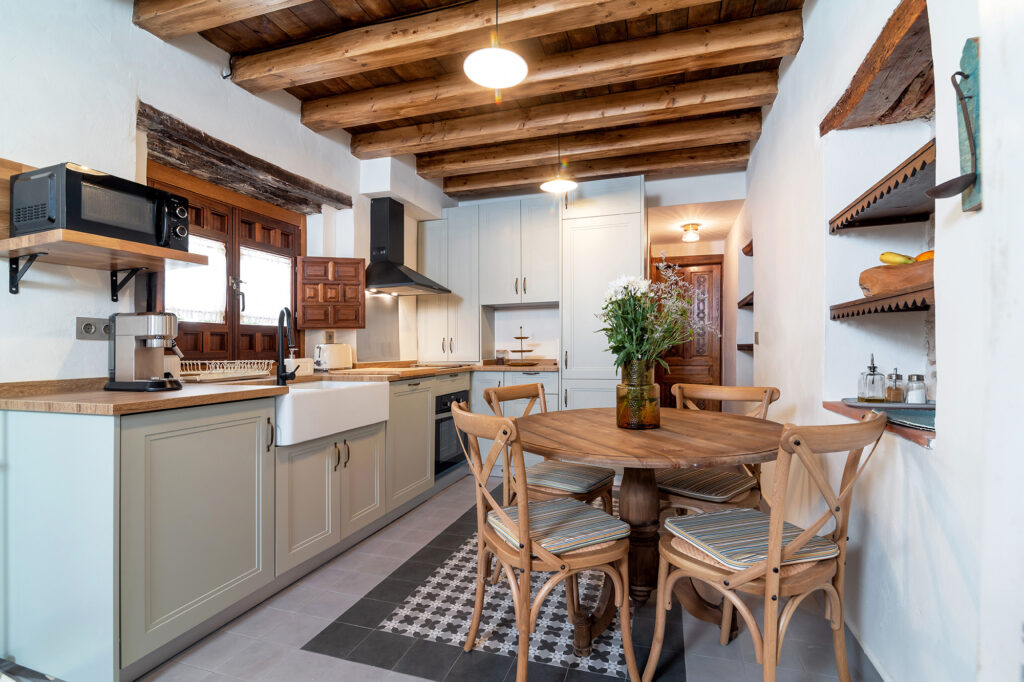 kitchen3 1024x682 1 | Classic Flooring Center